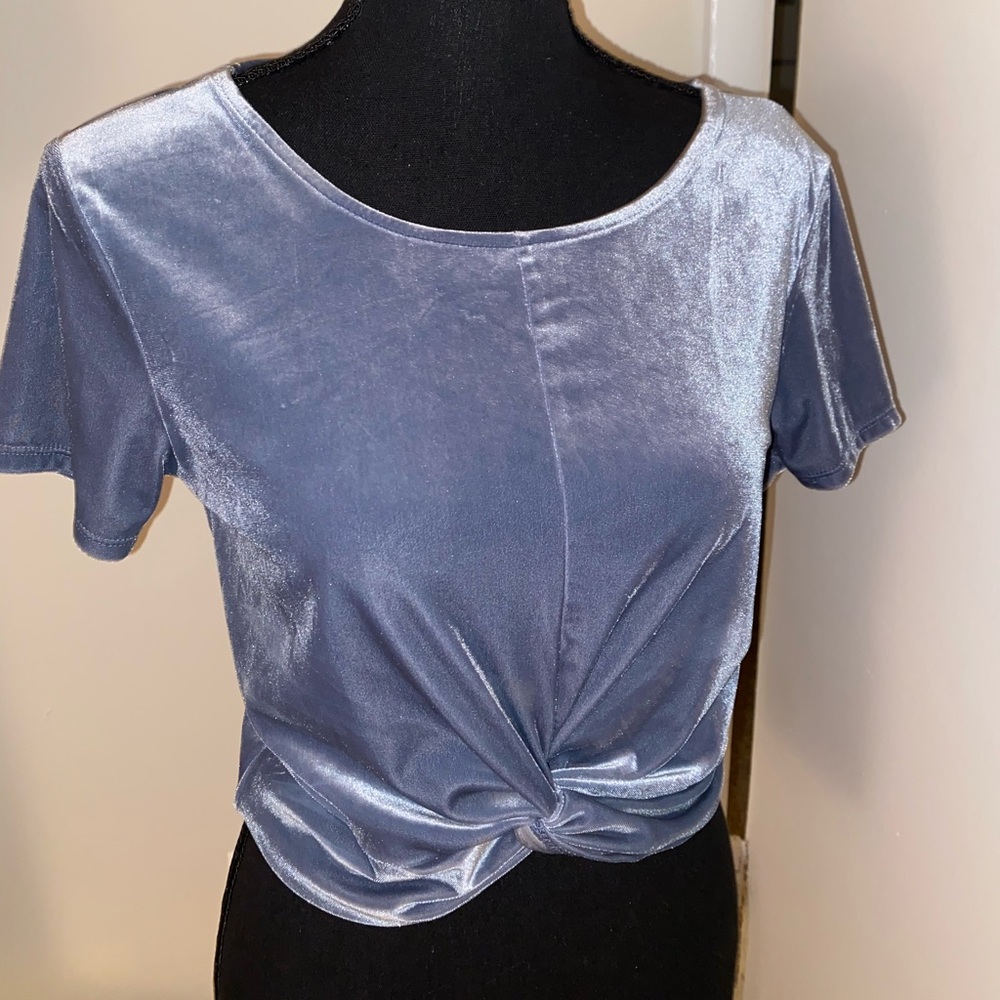 Blue crop top 💙💙
